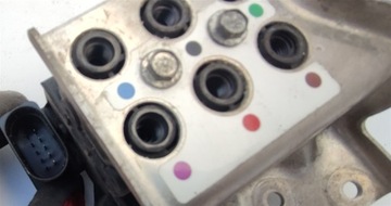 КЛАПАН РАСПРЕДЕЛИТЕЛЬ ПОДВЕСКИ AUDI A8 D3 4E0616014B