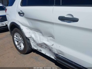 Ford Explorer V 3.5 V6 Duratec 290KM 2015 Ford Explorer 2015 Ford Explorer FWD 4dr Base 3.5 Benzyna 290KM, zdjęcie 5