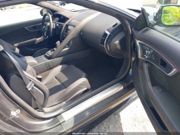 Jaguar F-Type Coupe R Facelifting 5.0 V8 575KM 2021 Jaguar F-Type R 2021 5.0 Benzyna 575KM, zdjęcie 14