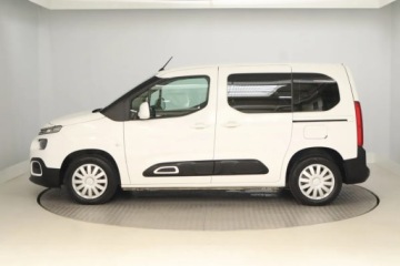 Citroen Berlingo III Osobowy M 1.5 BlueHDi 102KM 2020 Citroen Berlingo 1.5 BlueHDi, Salon Polska, zdjęcie 2