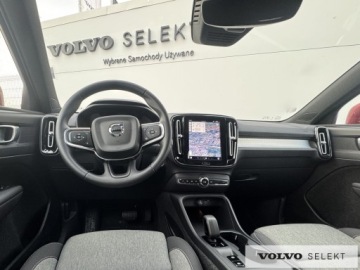 Volvo XC40 Crossover Facelifting 2.0 B3 163KM 2025 Volvo XC 40 B3 Core | Fusion Red | BLIS | Serwis A, zdjęcie 21