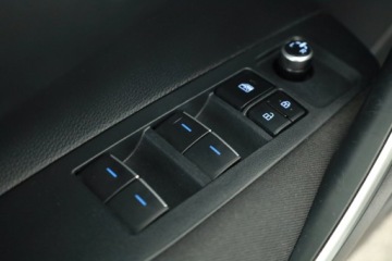 Toyota Corolla XII Sedan 1.5 VVT-i 125KM 2022 Toyota Corolla 1.5 VVT-i, Salon Polska, zdjęcie 16