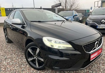 Volvo V40 II Hatchback Facelifting 2.0 D2 120KM 2018 Volvo V40 , R- Design , nawigacja , skorzane fotele 2.0 Diesel 120KM, zdjęcie 1