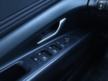 Hyundai Elantra VII Sedan 1.6 MPI 123KM 2023 Hyundai Elantra 1.6 MPI, Salon Polska, zdjęcie 16