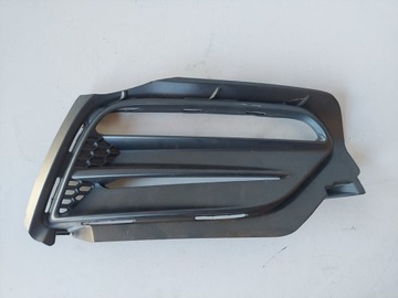 VOLVO V60 S60 LIFT R-DESIGN KRATKA ZDERZAKA PRAWA