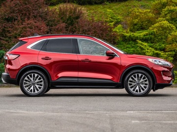 Ford Escape III 2022 Ford escpe (kuga) 4x4 AWD 2.0 bezyna, zdjęcie 4