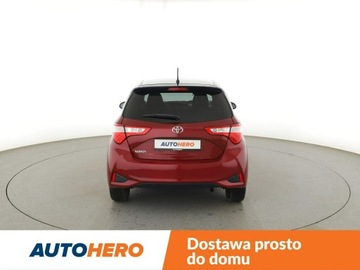 Toyota Yaris III Hatchback 5d Facelifting 2017 1.5 Dual VVT-iE 111KM 2018 Toyota Yaris klima-auto kamera Bluetooth tempomat, zdjęcie 5