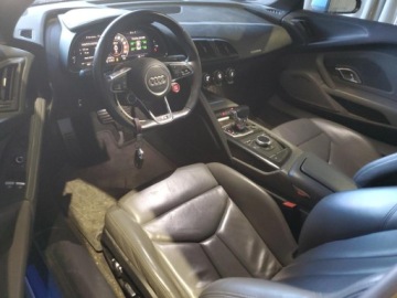 Audi R8 II Coupe 5.2 V10 540KM 2017 Audi R8 Coupe 5.2 Quattro 2017 5.2l 5.2 Benzyna 540KM, zdjęcie 8