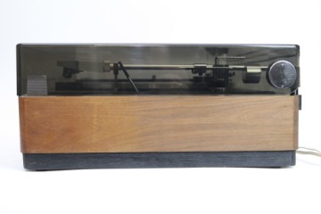 Проигрыватель проигрывателя LENCO L 75