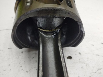 CHRYSLER PT CRUISER 2004 PÍST Z OJNICE