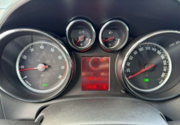 Opel Astra J Hatchback 5d 1.6 Twinport ECOTEC 115KM 2010 Opel Astra Opel Astra sport 1.6 Manual, 115 KM, 2010r 1.6 Benzyna 115KM, zdjęcie 8