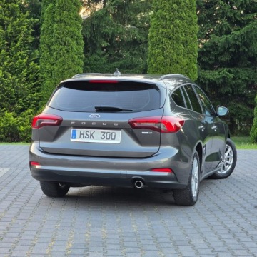 Ford Focus IV Kombi Facelifting 1.0 EcoBoost 125KM 2022 Ford Focus Mk4 1.0 EcoBoost Hybrid TITANIUM X, zdjęcie 16