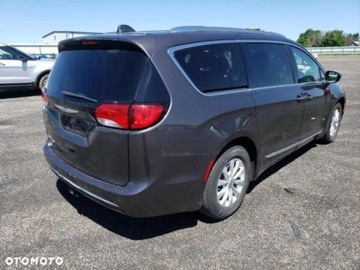 Chrysler Pacifica II 2018 Chrysler Pacifica Chrysler Pacifica, zdjęcie 2