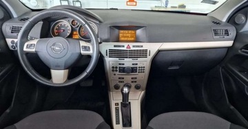 Opel Astra H Cabrio 1.8 ECOTEC 140KM 2008 Opel Astra GTC 1.8 16V 140KM Automat Tempomat 1.8 Benzyna 140KM, zdjęcie 6
