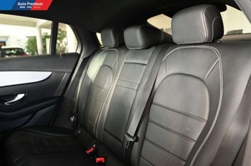 Mercedes GLC C253 SUV 2.0 250 211KM 2019 Mercedes-Benz GLC FV23Reflektory LED StatyczneAktywny Asystent Parkowania, zdjęcie 14