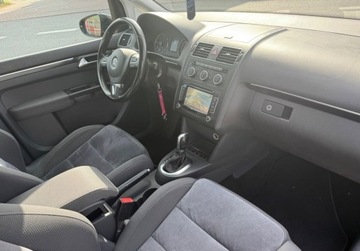 Volkswagen Touran II 2.0 TDI 140KM 2015 Volkswagen Touran 2.0Tdi DSG 7-mio osobowy MAX Opcja 2.0 Diesel 140KM, zdjęcie 9