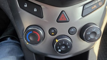 Chevrolet Aveo T300 Hatchback 5d 1.2 86KM 2012 Chevrolet Aveo Mały Przebieg Klima, zdjęcie 12