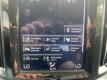 Volvo XC60 II Crossover D3 150KM 2018 Volvo XC 60 LEDY NAWIGACJA PARKTRONIC ASYSTEN PASA GRZANE FOTELE POLSKORY, zdjęcie 10