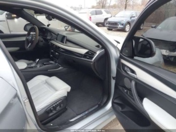 BMW Seria 6 F06-F12-F13 2015 BMW X6M 2015 4.4 Benzyna 567KM, zdjęcie 9