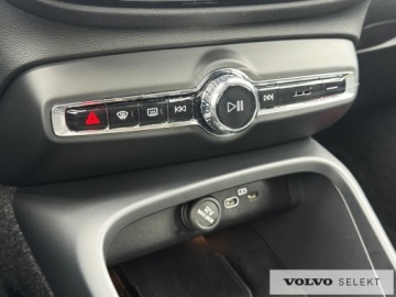 Volvo XC40 Crossover Facelifting 2.0 B3 163KM 2024 Volvo XC 40 XC40 B3 | Benzyna | Core | Serwis ASO, zdjęcie 18