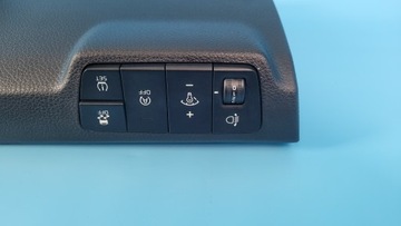 KIA RIO IV ЛИФТ КРЫШКА РУЛЕВОГО КОЛЕСА 84751-H8AA0 СВЕТОВАЯ ПАНЕЛЬ 84757-H8AA0