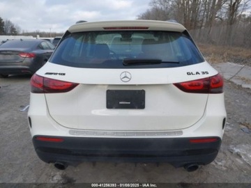 Mercedes GLA II 2022 Mercedes-Benz GLA amg 35, 2022r., 4x4, 2.0L 2.0 Benzyna 302KM, zdjęcie 7