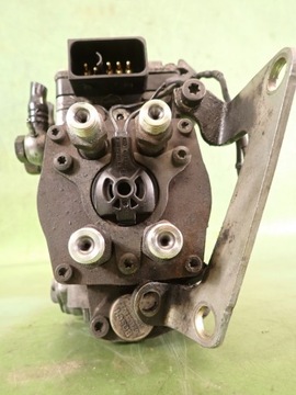 ČERPADLO VSTŘIKOVAČE OPEL OMEGA B FACELIFT 2.2 DTI 01R 0470504016 24413104