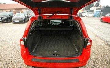 Volvo V70 III Kombi 2.5 T 231KM 2010 Volvo V70 2.5T 231KM Rdesign Summum Lift BiXenon PDC Skory manual nowe ham, zdjęcie 36