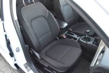 Ford Focus IV Kombi Facelifting 1.0 EcoBoost 125KM 2023 Ford Focus SalonPL 1.0 125KM Combi Titanium Climatronic Tempomat LED VAT23, zdjęcie 33