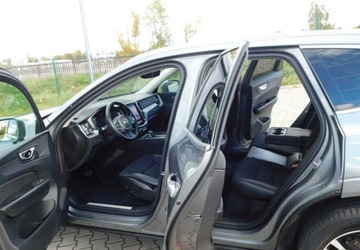Volvo XC60 II Crossover T5 250KM 2020 Volvo XC 60 z Gwarancja Bezwypadkowy Model 2021r 2.0 Benzyna 250KM, zdjęcie 9
