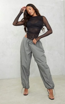 БОДИ PRETTYLITTLETHING M