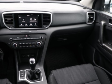 Kia Sportage IV SUV Facelifting 1.6 T-GDI 177KM 2019 Kia Sportage 1.6 T-GDI, Salon Polska, zdjęcie 7