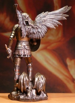 ФИГУРКА СВЯТОГО МИХАЭЛАНДЖАЛА В ПОДАРОК ​​Веронезе