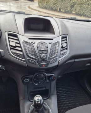 Ford Fiesta VII Hatchback 3d Facelifting 1.5 TDCi 75KM 2015 Ford Fiesta 1.5 TDCI manual 5 drzwi Zarejestrowana Zadbana 1.5 Diesel 75KM, zdjęcie 14