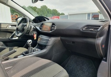 Peugeot 2019 Peugeot 308 Tylko 22 Tys km 1 Rej 82020 Benzyna 130 Koni WLKP 1.2 Benzyna, zdjęcie 24