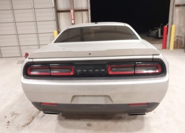 Dodge Challenger III 5.7 V8 HEMI 377KM 2021 Dodge Challenger DODGE CHALLENGER RT 5.7 Benzyna 377KM, zdjęcie 3