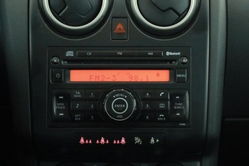 Nissan Qashqai I Crossover 2.0 140KM 2008 Nissan Qashqai 2.0, Salon Polska, Klima, zdjęcie 8