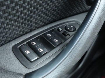 BMW X1 F48 Crossover sDrive18d 150KM 2016 BMW X1 sDrive18d, Navi, Klima, Klimatronic, zdjęcie 12