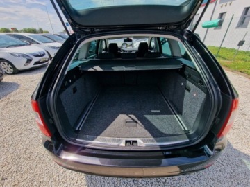 Skoda Superb II Kombi Facelifting 2.0 TDI CR DPF 170KM 2014 Skoda Superb 2.0 170Ps DSG Navi Alu Ksenon Kombi Gwarancja 2.0 Diesel 170KM, zdjęcie 29