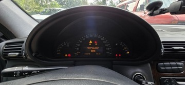 Mercedes Klasa C W203 2003 Mercedes C220 Avangarde-sedan, zdjęcie 6