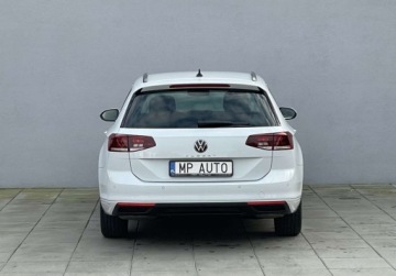 Volkswagen Passat B8 Variant Facelifting 2.0 TSI 190KM 2022 Volkswagen Passat 2.0TSI 190KM DSG Business salon Polska 1wl serwis grzana, zdjęcie 4