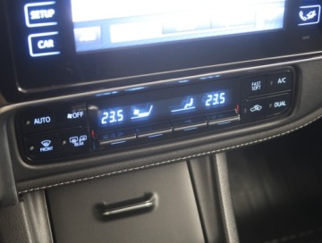 Toyota Corolla XI Sedan 1.6 Valvematic 132KM 2016 Toyota Corolla 1.6 Valvematic, Salon Polska, zdjęcie 11