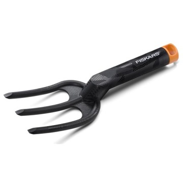 Вилы Fiskars Solid для посадки и прополки.