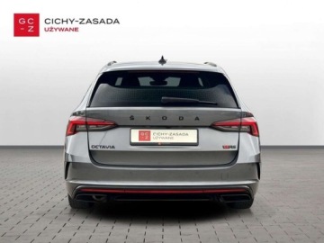 Skoda Octavia IV Kombi 2.0 TDI SCR 200KM 2022 Skoda Octavia 2.0TDI 200KM RS 4X4 DCC VirtCockpit NiskiPrzebieg Keyless Ka, zdjęcie 3