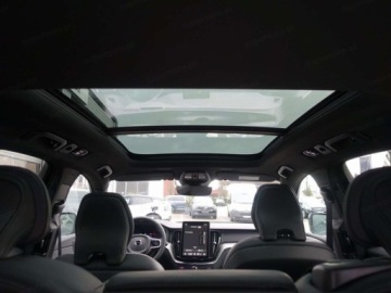 Volvo XC60 II 2026 VOLVO XC60 B5 AWD Ultra Black Edition Suv 2.0 (264KM) 2026, zdjęcie 12