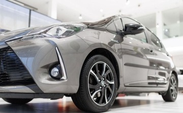 Toyota Yaris III Hatchback 5d Facelifting Hybrid 100KM 2017 Toyota Yaris Hybrid 100 Selection 1.5 Hybryda 100KM, zdjęcie 17