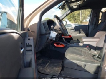 Nissan 2023 Nissan Frontier Pro-4X 2023 3.8 Benzyna 310KM, zdjęcie 9