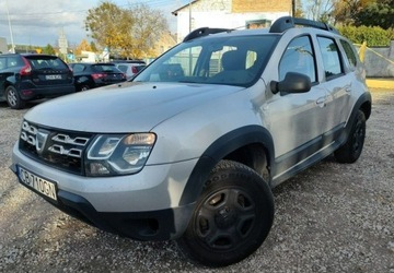 Dacia Duster I SUV Facelifting 1.6 SCe 114KM 2017 Dacia Duster Salon Polska Zadbany 1.6 Benzyna 114KM