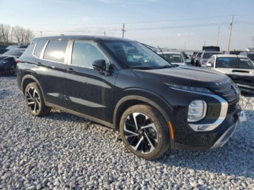 Mitsubishi Outlander III 2023 Mitsubishi Outlander 2023 MITSUBISHI OUTLANDER SE 2.5 Benzyna 181KM, zdjęcie 1