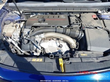 Mercedes GLB 2022 Mercedes-Benz GLB 2022 AMG-Enhanced 2.0L Inline-4 Turbo GLB 35 4MATIC 2.0, zdjęcie 13